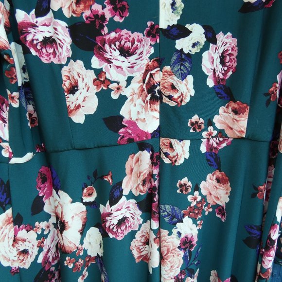 Beautiful, floral dress by Eliza J. - Picture 8 of 8